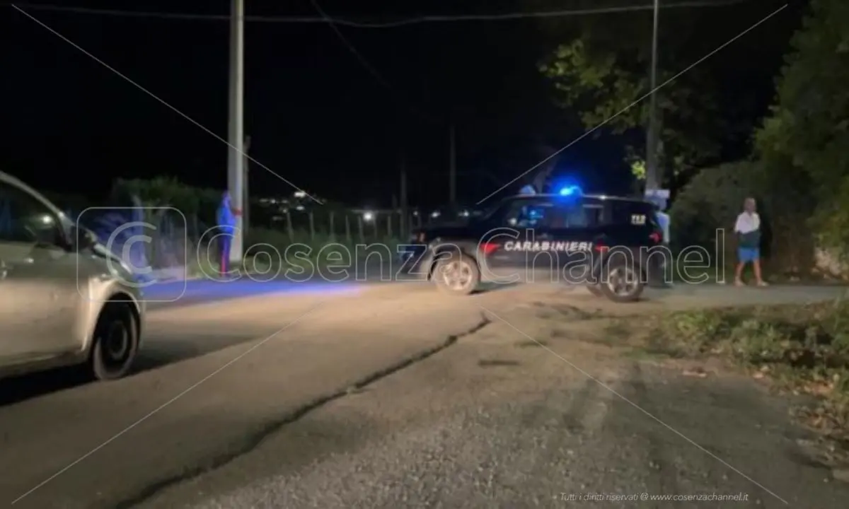 Incidente mortale a Corigliano Rossano, 62enne travolto da un'auto
