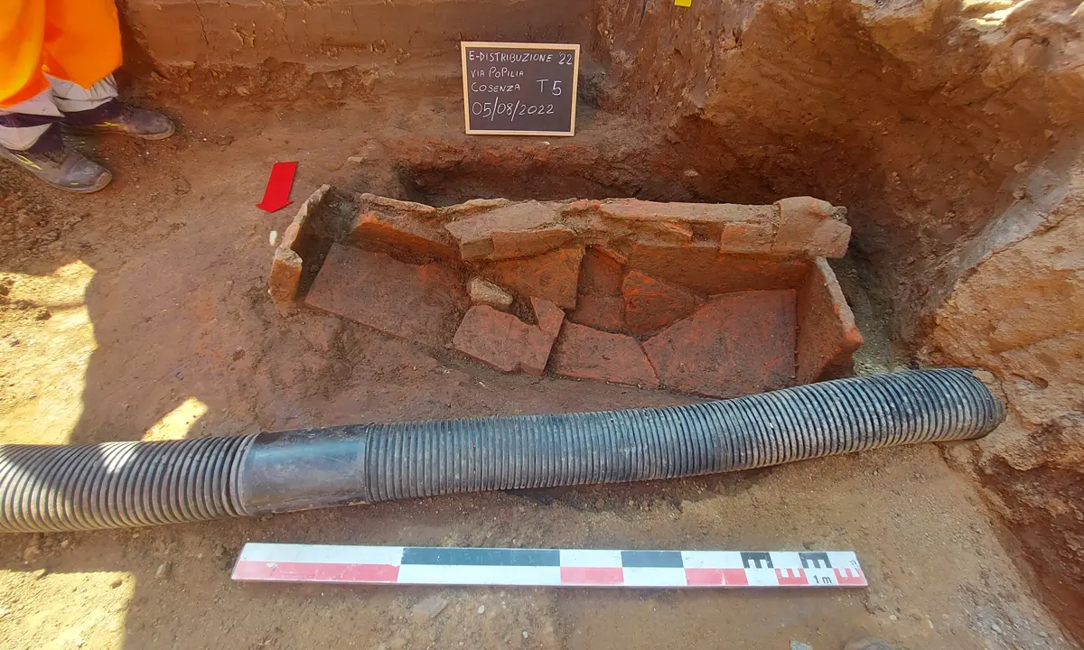 Proseguiranno gli scavi nella \"città dei morti\" dell'antica Consentia