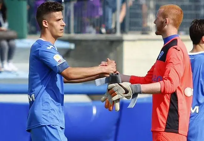 A Cosenza cerchi Simeone, ma la vera star è la Calabria rossoblù