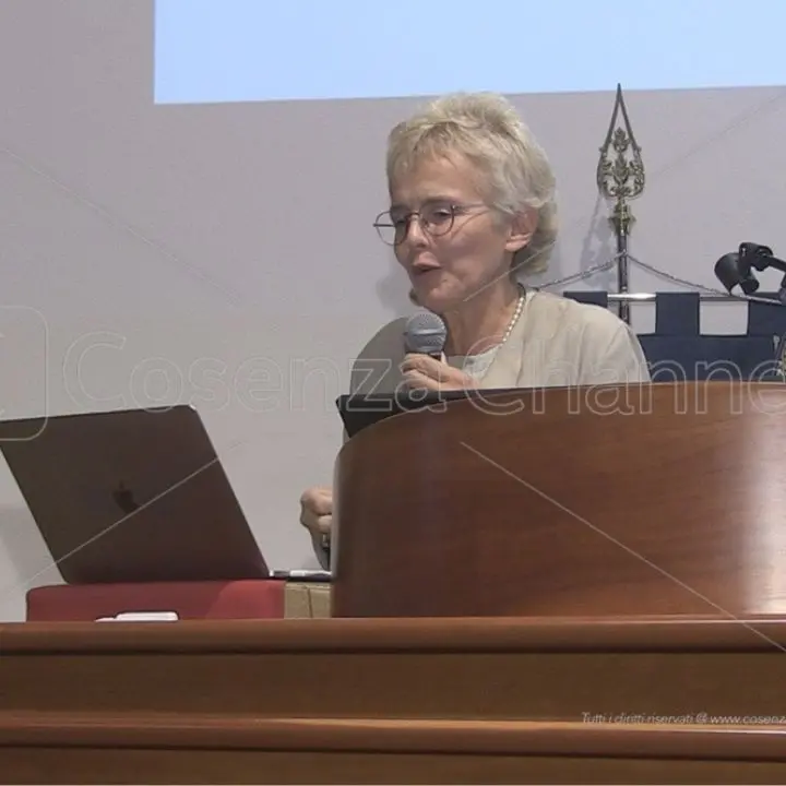 Unical di Rende, ecco la lectio magistralis della senatrice a vita Elena Cattaneo (VIDEO)