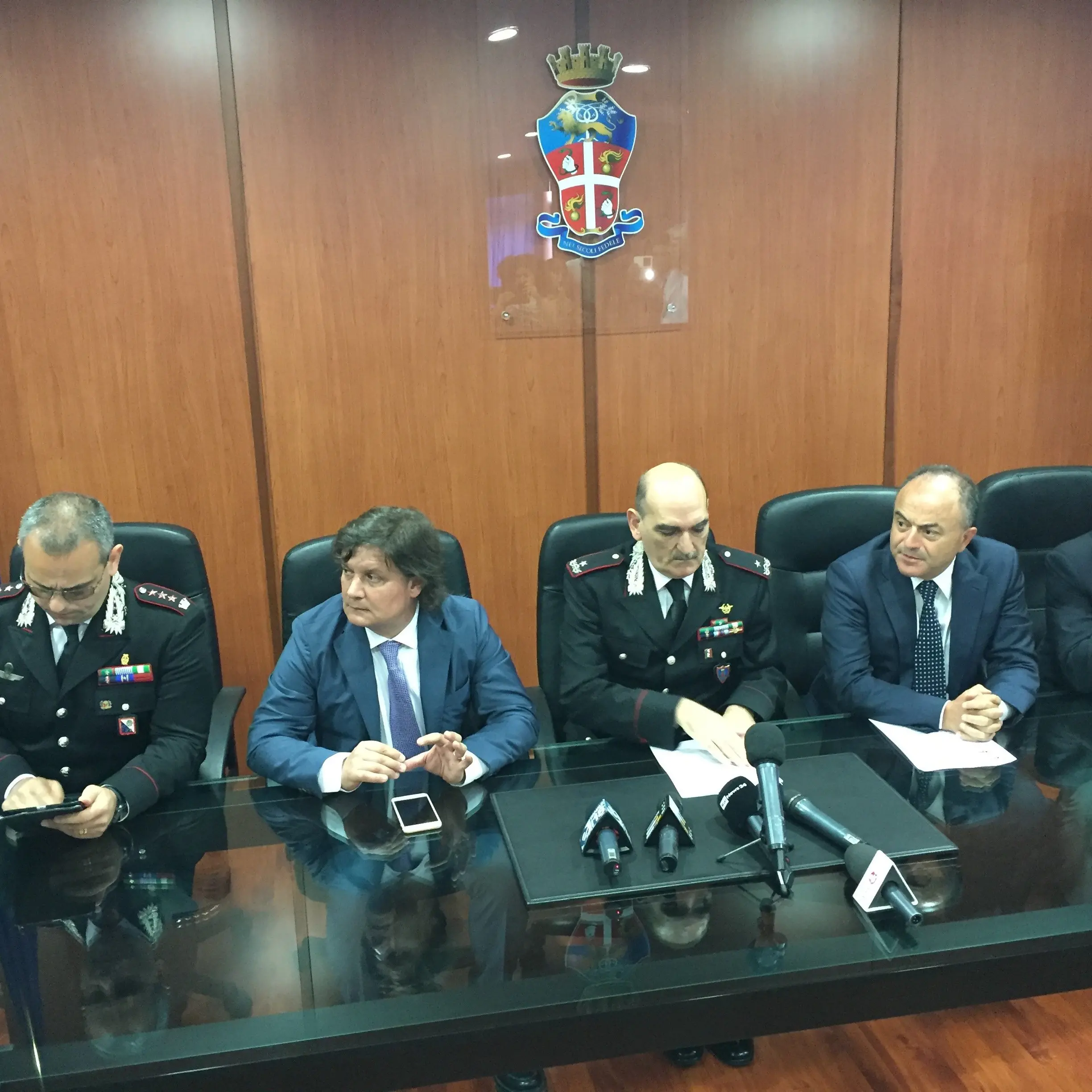 FRONTIERA | Al via l'udienza preliminare contro il clan Muto. Il caso dell'avvocato Rizzo: imputato e difensore di fiducia. Luberto: «E' incompatibile»