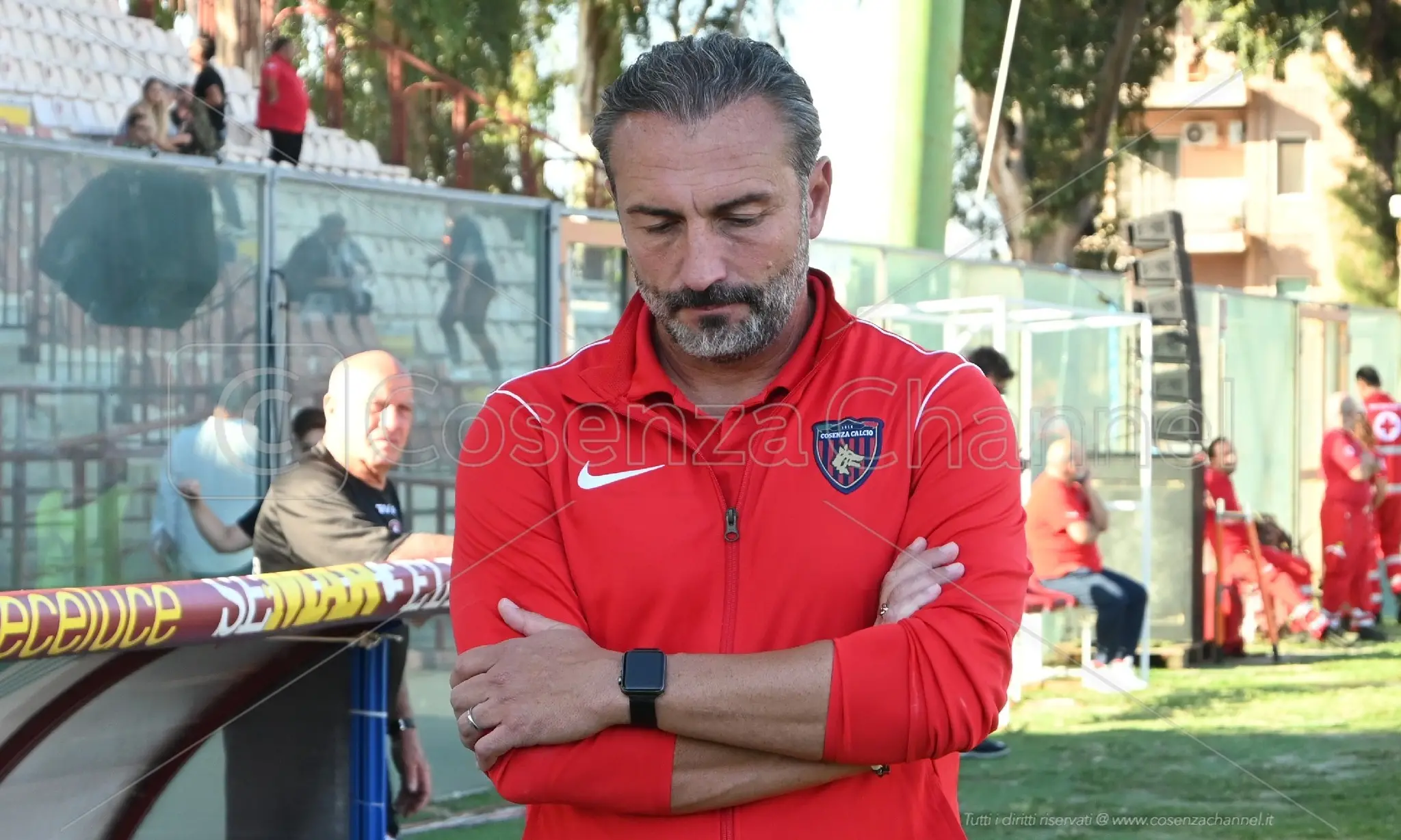 Cosenza, arriva l'ufficialità su Dionigi. Squadra in ritiro da giovedì