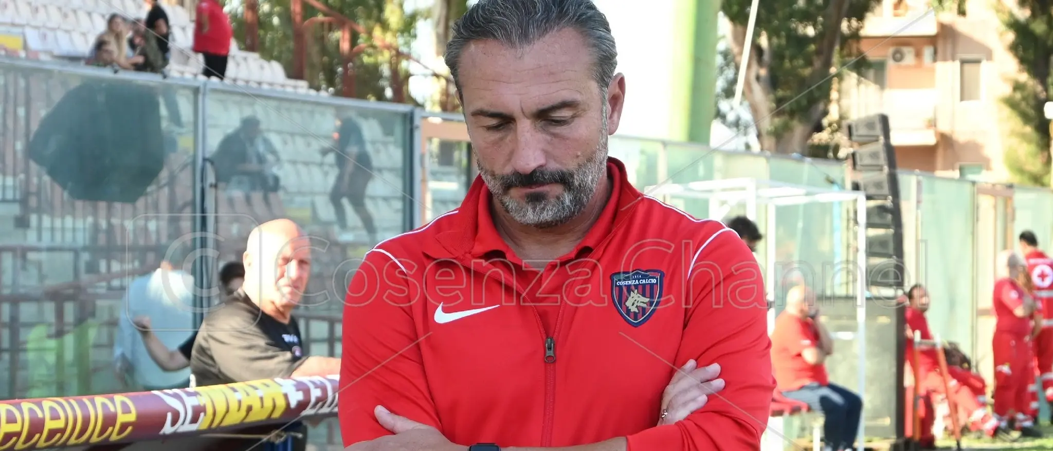 Cosenza, arriva l'ufficialità su Dionigi. Squadra in ritiro da giovedì