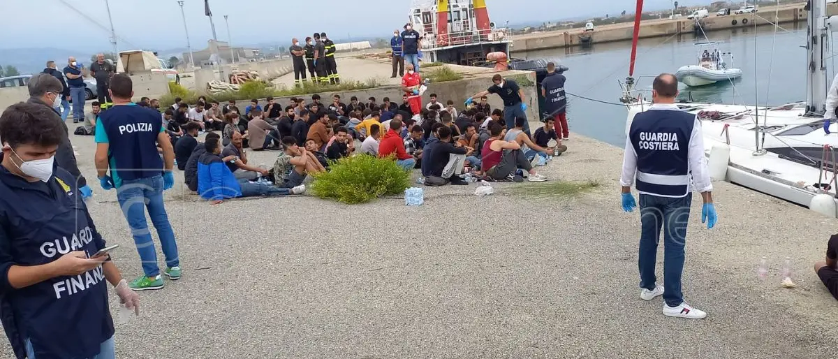 Migranti, la Calabria punta sull'esordio di Meloni a Bruxelles