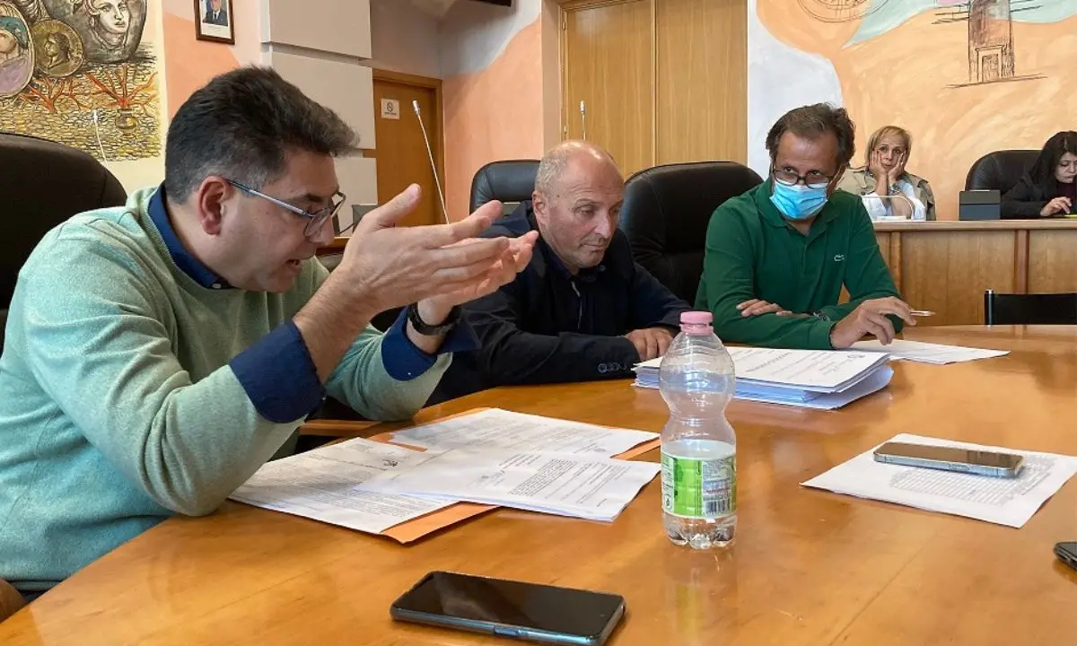 Cosenza, si dimette l'assessore al Bilancio Francesco Giordano
