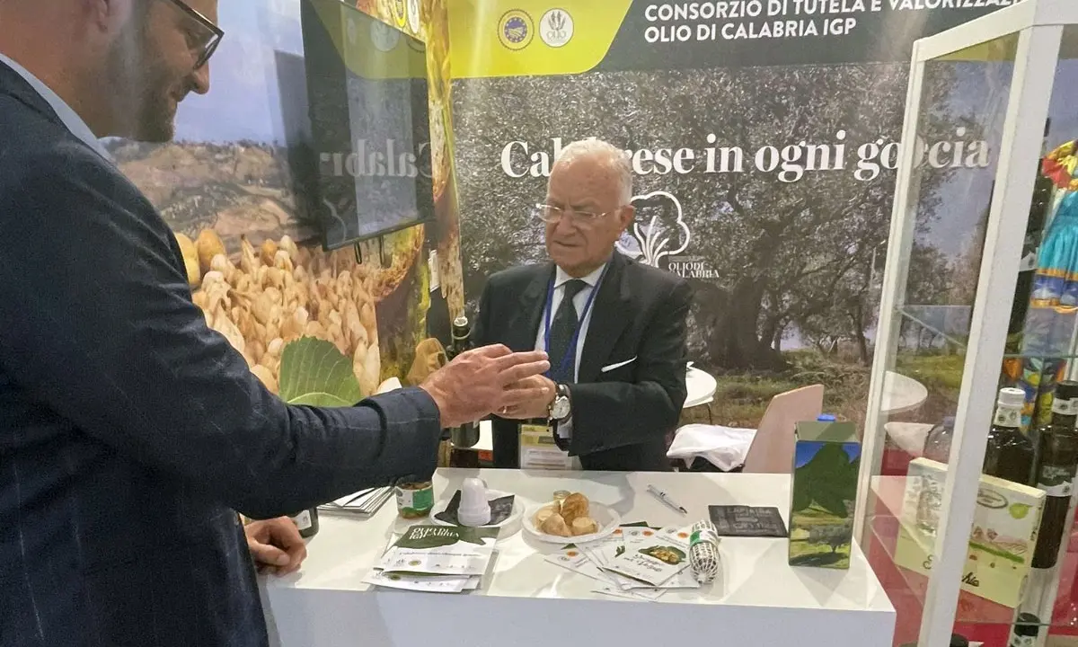 Olio di Calabria e Fichi di Cosenza: il connubio tra i due Consorzi \"vince\" al Sial di Parigi