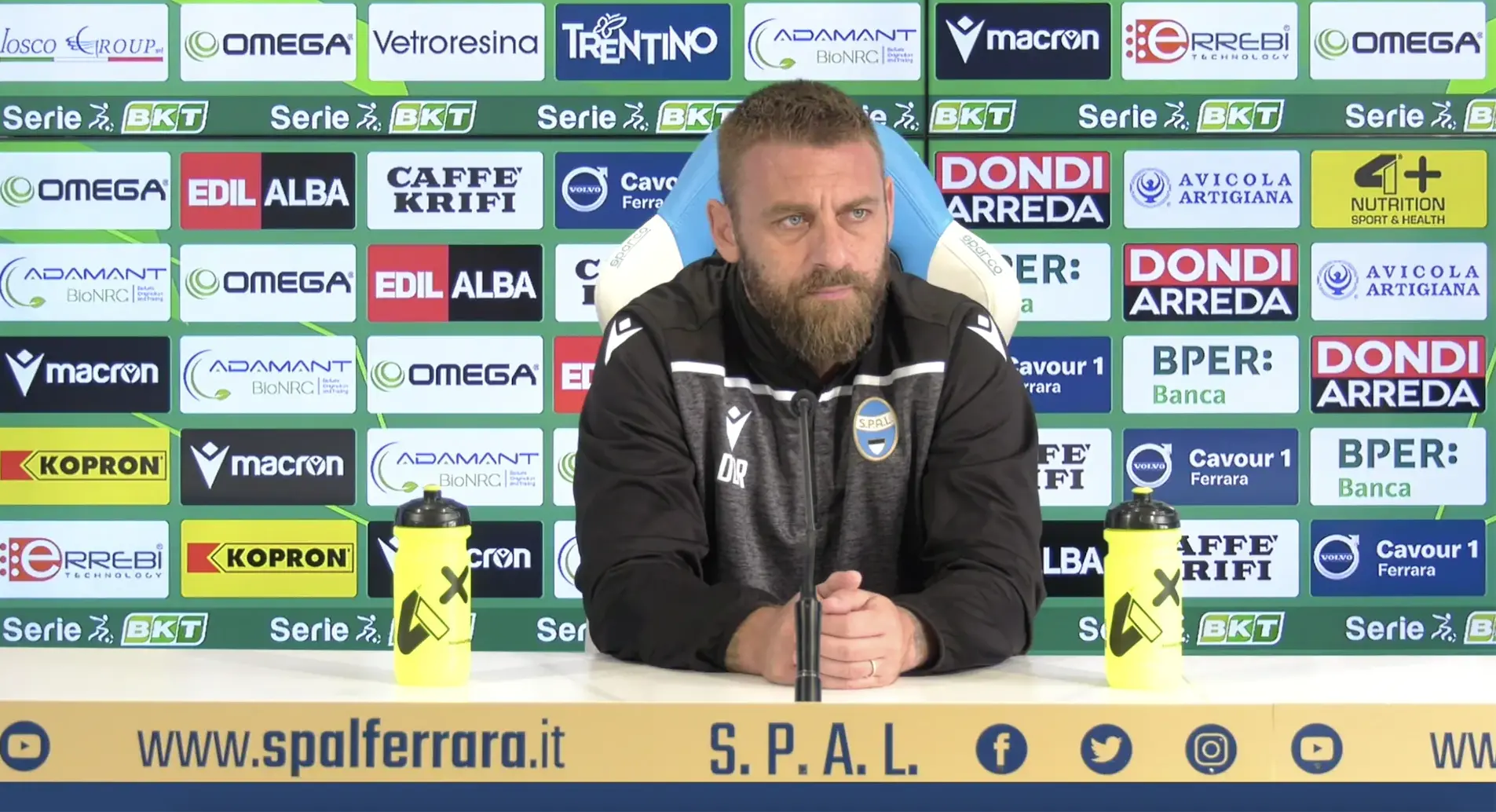 Roma, esonerato De Rossi. Decisione clamorosa del club giallorosso
