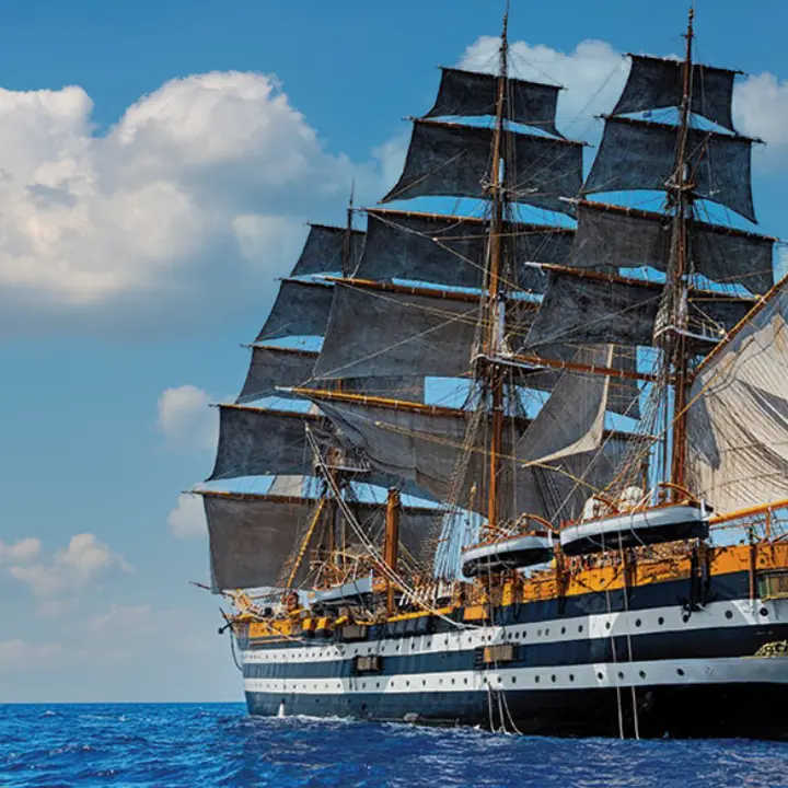 L’Amerigo Vespucci torna in Italia: a Reggio Calabria dal 2 al 6 maggio. Come salire a bordo gratis