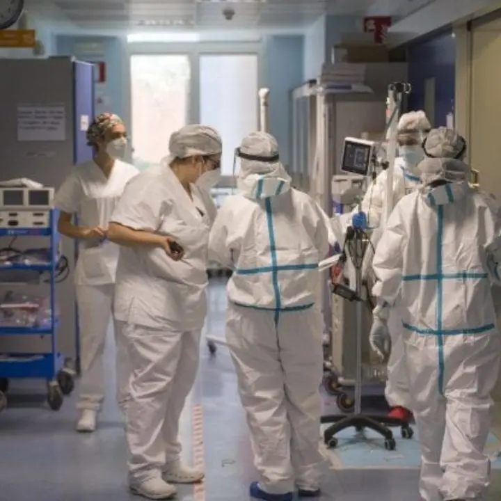 Covid, in Calabria i ricoveri in area medica sopra la soglia del 15%
