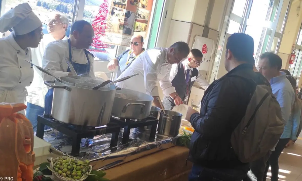 Corigliano Rossano, nasce l'olio extravergine Bio del \"Majorana\"