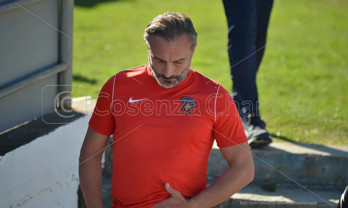 Cosenza-Dionigi, situazione in stand-by: le alternative per ora...
