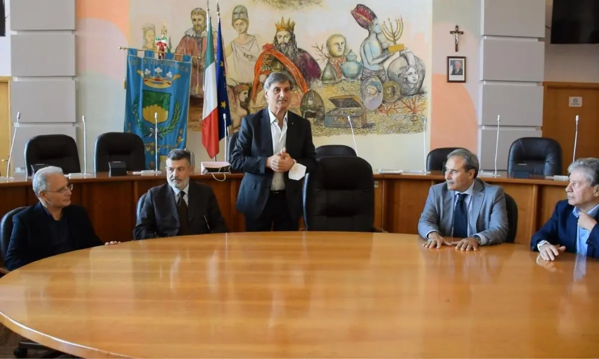 Cosenza e Padova unite a Palazzo dei Bruzi. «Gemellaggio mai interrotto»