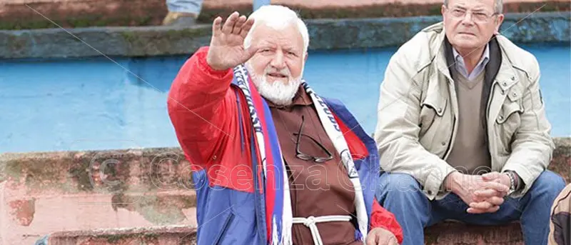 Padre Fedele non c’è più: il frate ultrà è morto a 87 anni