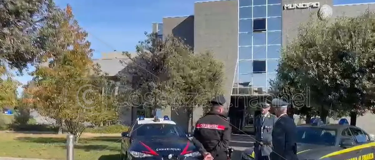 Blitz al Comune di Rende, la Federazione Riformista: «Giusto terminare la legislatura»