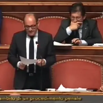 'NDRANGHETA E POLITICA | Il Senato vota a favore dell'arresto di Caridi. «Mi consegno a Rebibbia» [VIDEO]