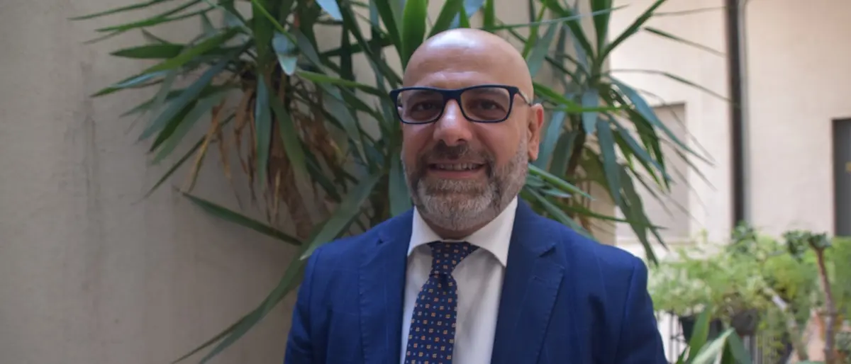 Cosenza, Antonio Castiglione presenta il suo libro \"L'uomo pontificio\"