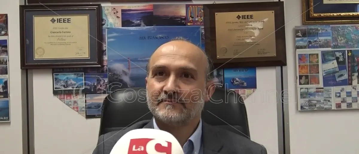 Unical, il prof Giancarlo Fortino e la Calabria: «Ho rinunciato alla California per stare qui»