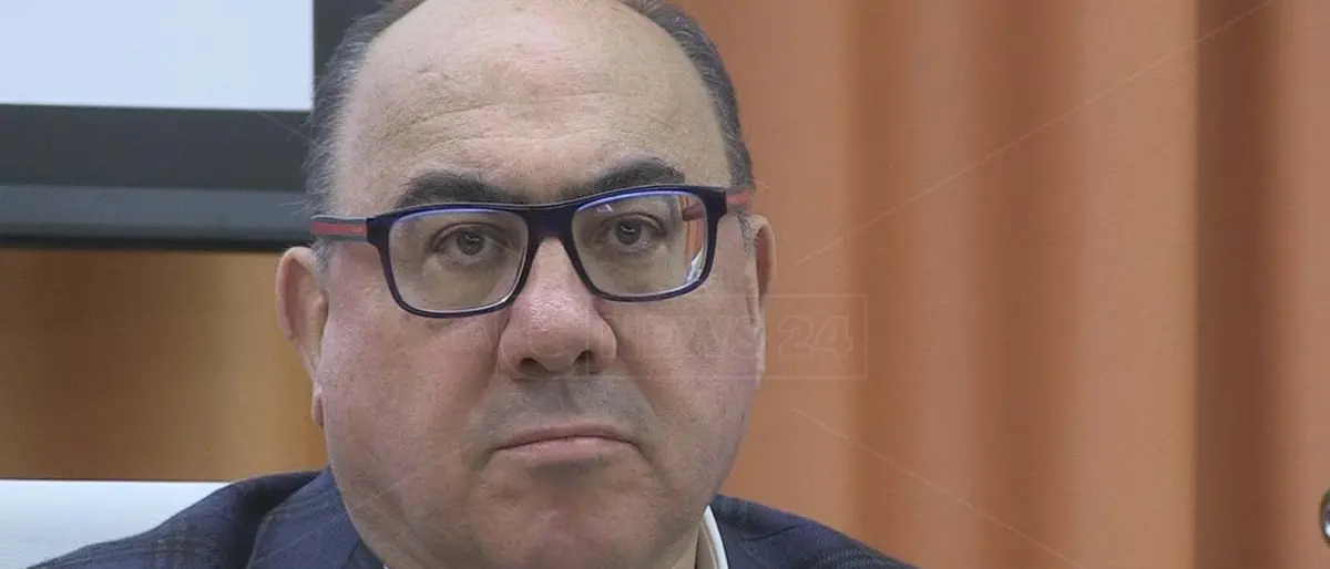 Cosenza, in Comune esplode il caso Guccione. Il Pd: «Sta col centrodestra»