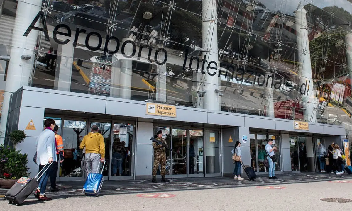 A Napoli anche i taxi volano, arriva l'invenzione tutta italiana