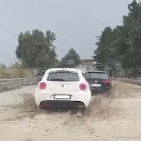 Maltempo, allerta arancione a Cosenza: piogge e temporali con possibili esondazioni