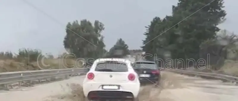 Maltempo, allerta arancione a Cosenza: piogge e temporali con possibili esondazioni