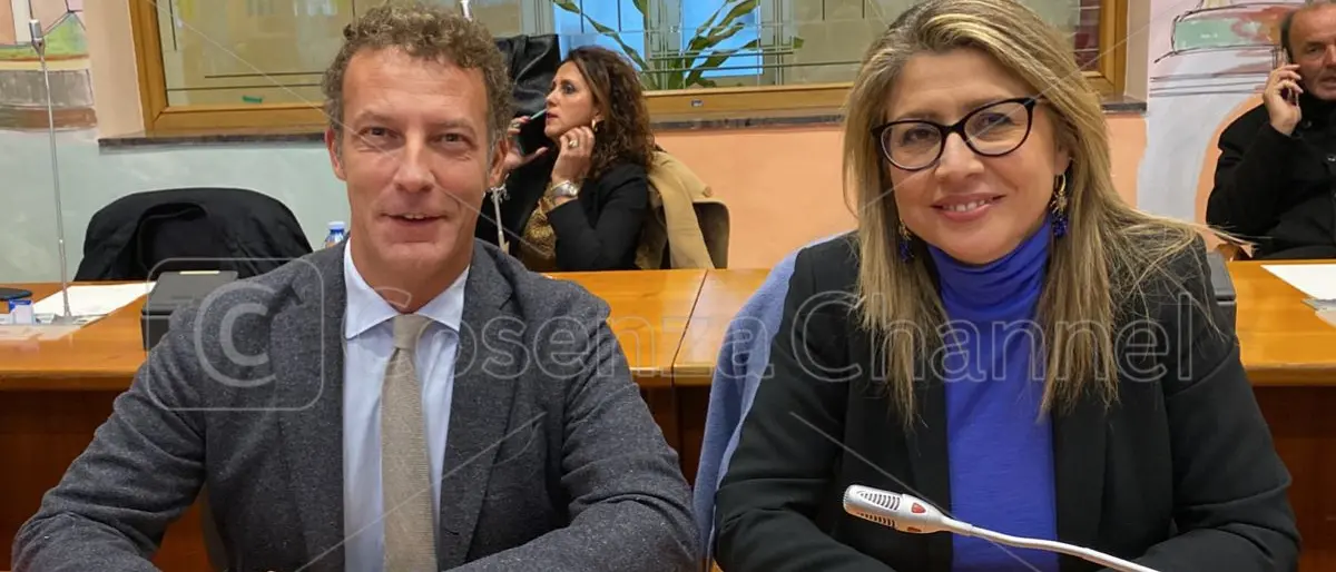 Cosenza, Luberto e Rende spingono per la città unica