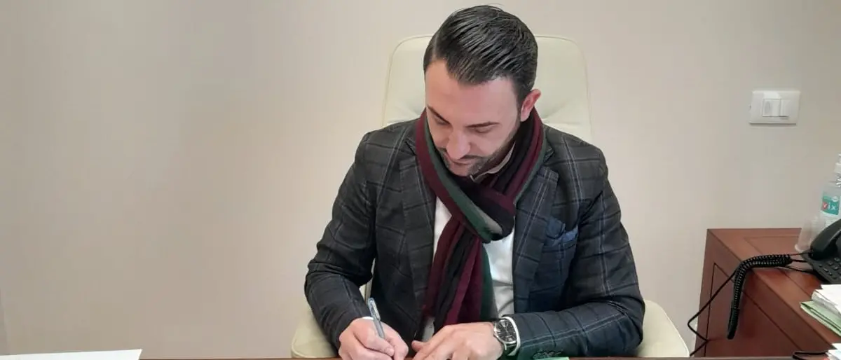 Aiello, il sindaco Lepore fa chiarezza sulla graduatoria dei caregiver: «I ritardi non sono colpa nostra»