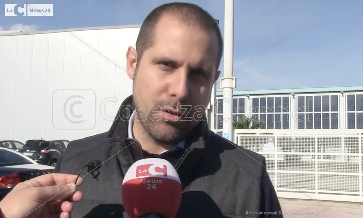 Amaco, si infiamma lo scontro. Posteraro: «Caruso ci porta al fallimento» | VIDEO