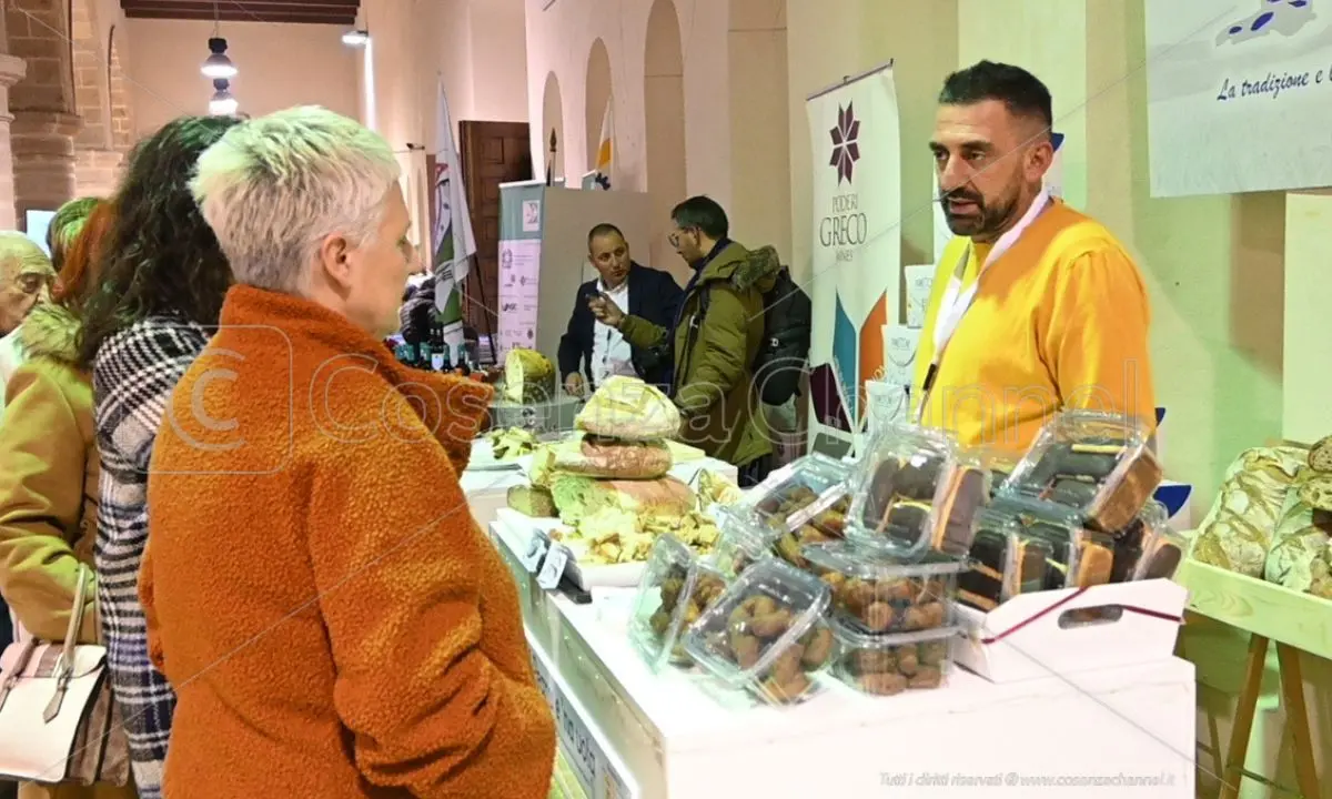 Ad Acri il taglio del nastro di Assaporagionando: si parte con \"lagana e ceci\"
