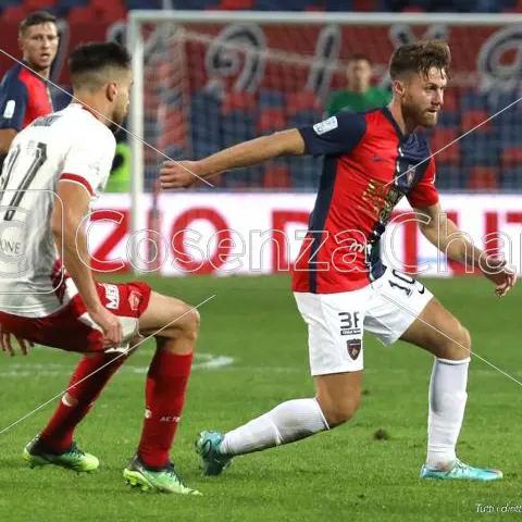 Cosenza-Perugia: le pagelle. Marson attento, Larrivey fatica