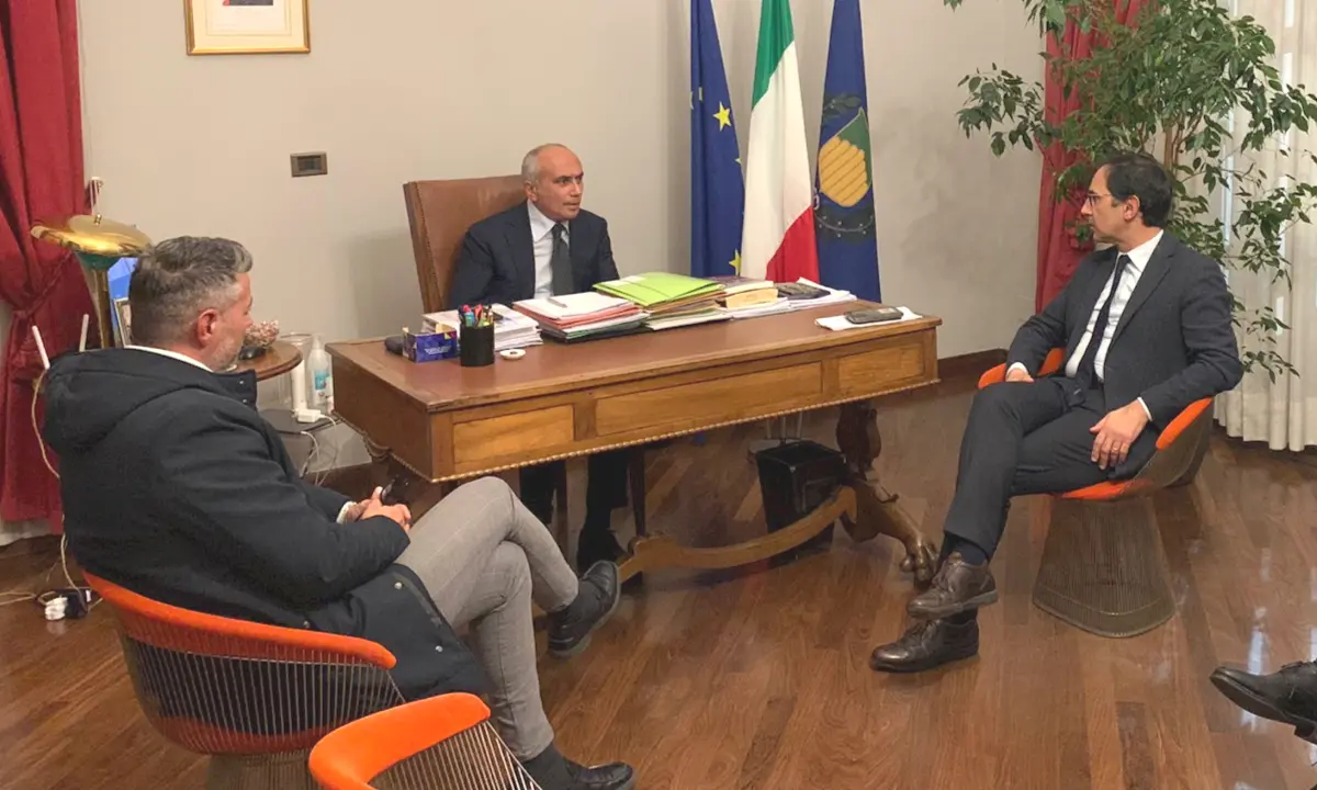 Amaco, Cosenza e Castrolibero in sintonia: «Salvare azienda e lavoratori»