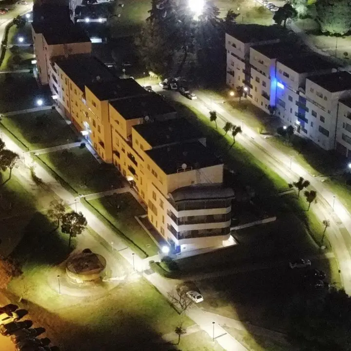 Rende, Villaggio Europa non ha più paura del buio