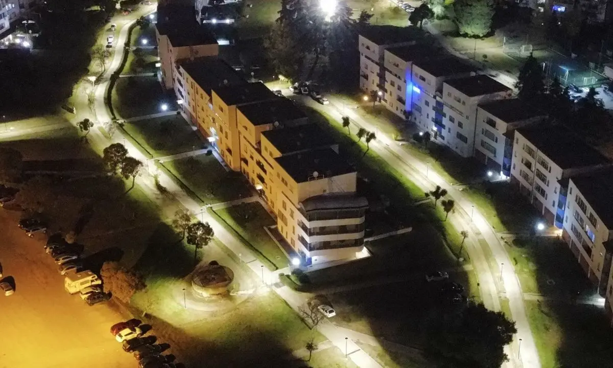 Rende, Villaggio Europa non ha più paura del buio