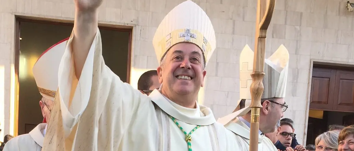 La celebrazione di Monsignor Checchinato per Ognissanti. I trasporti per domani 2 novembre