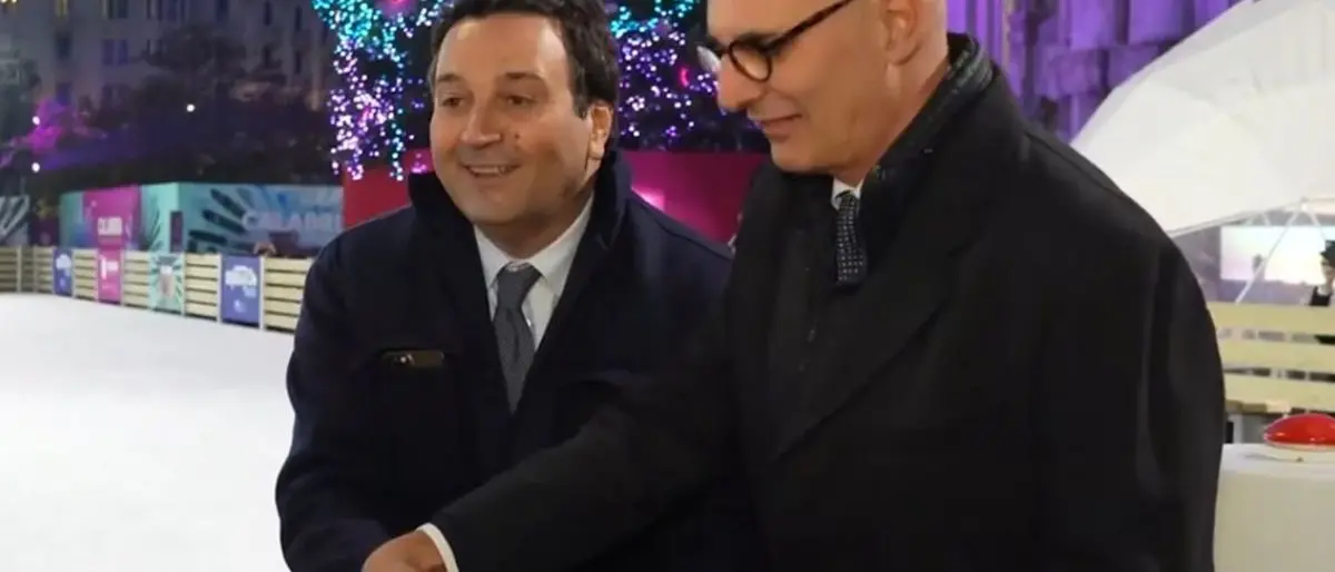 La Regione Calabria investe per il Natale di Milano, i comuni calabresi: «E noi?»