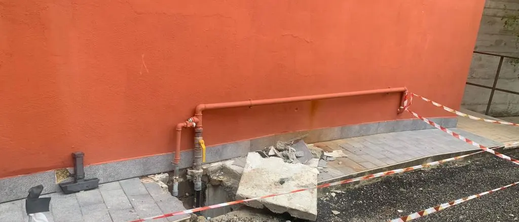 Evacuazione \"Stancati\" di Rende. I Vigili: tutto a norma. Rimossa la carcassa di un gatto | VIDEO