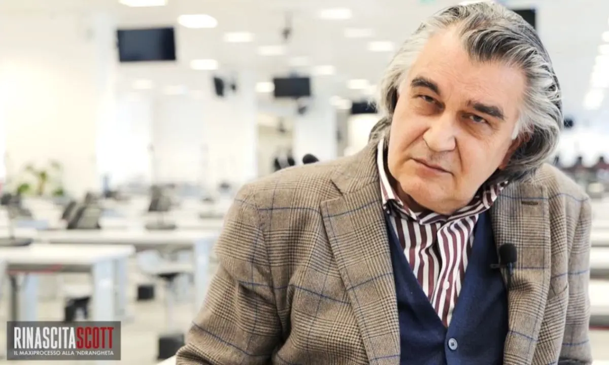 «Difendo i diavoli, non i santi». Stasera a \"Mammasantissima\" c'è Staiano