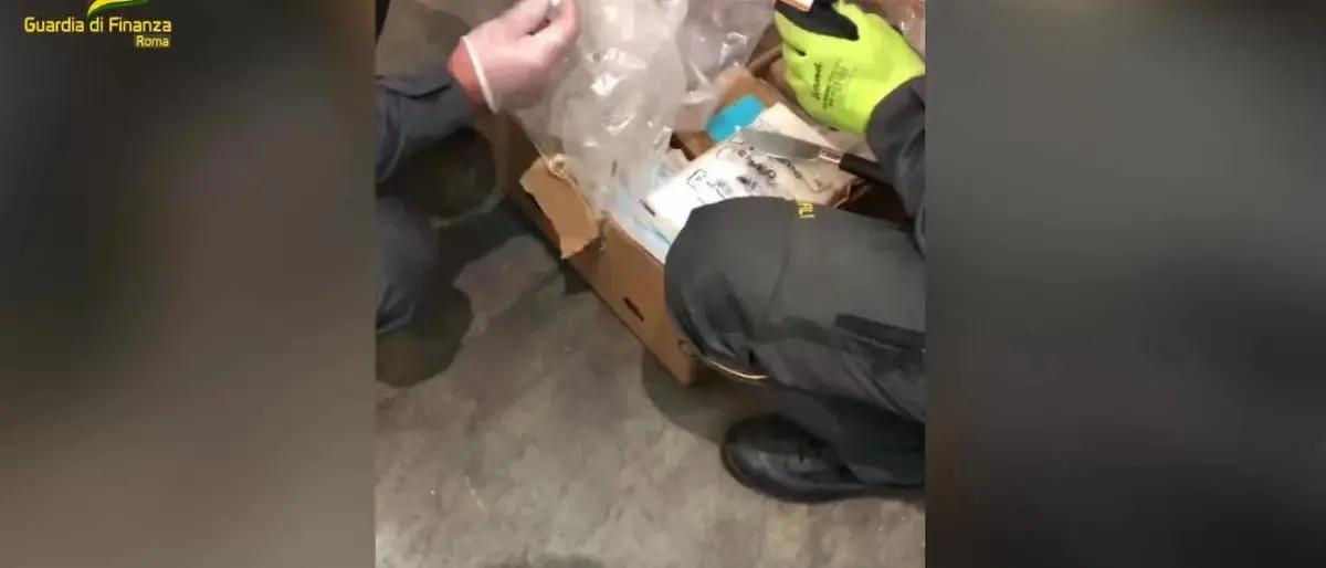Maxi-sequestro di cocaina: 72 chili nascosti in un carico di banane | VIDEO