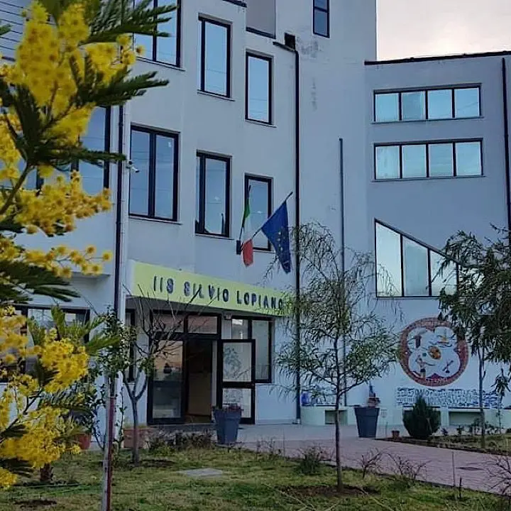 Cetraro, la gita scolastica \"vietata\" ai disabili non si fa più