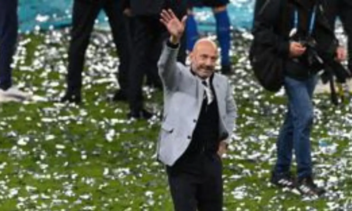Vialli saluta la Nazionale: «Vado, guarisco e torno»