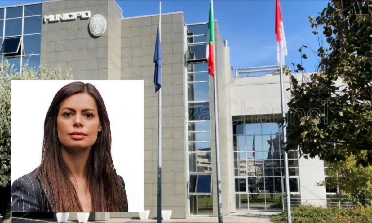 Rende, Provenzano sulle dimissioni di dieci consiglieri: «Adesso un'opposizione più qualificata?»