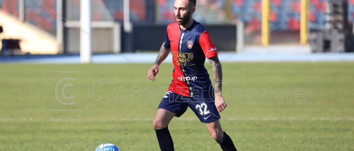 Cosenza, Marras rilancia: «Io ci credo, testa al Como con fame e cattiveria»