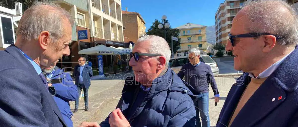 Rende, la Federazione Riformista denuncia: «Procedura anomala per reclutare due dirigenti»