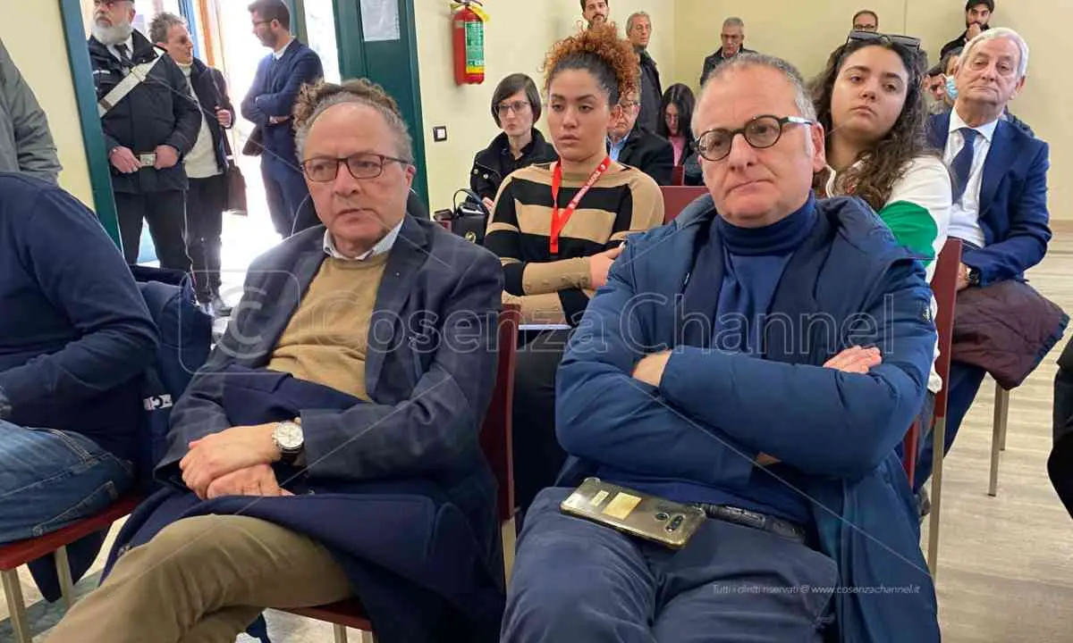 Emergenza sanità in Calabria, Bevacqua e Iacucci: «Il caso dell’ospedale di San Marco Argentano simbolo del fallimento gestionale»