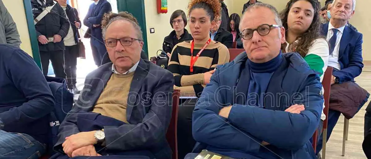 Città unica, Iacucci e Bavacqua (Pd): «Bene i consigli comunali di Cosenza e Rende»