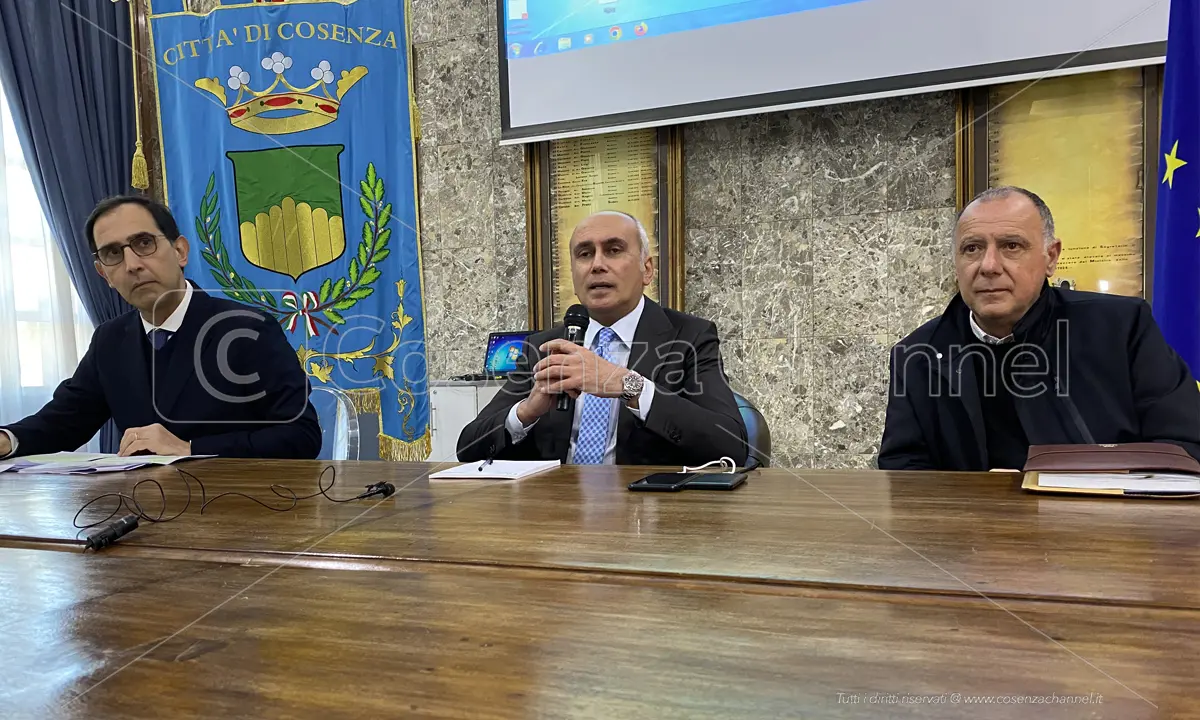 Cosenza, Rende e Castrolibero, ecco l'Ambito Unico dei Trasporti