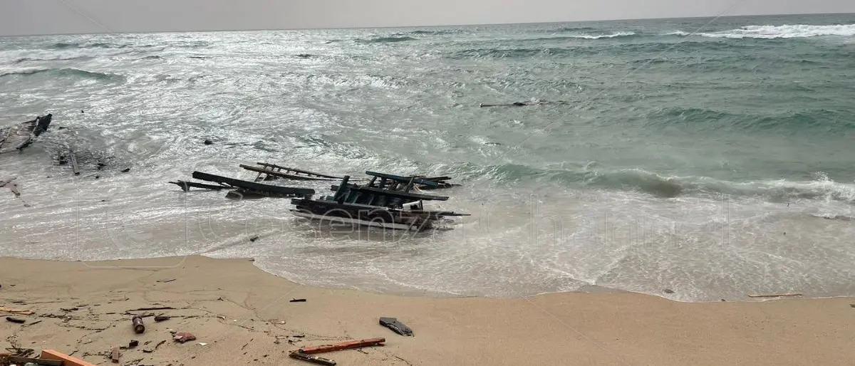 A Paola sarà sepolto uno dei bimbi morti nel naufragio di Cutro