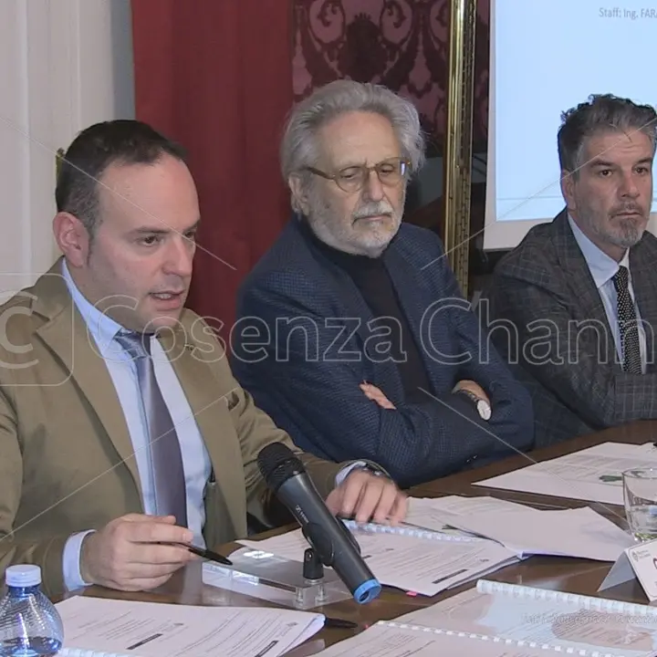 Provincia di Cosenza, 230mila euro per valorizzare e riqualificare la costa tirrenica e ionica | VIDEO