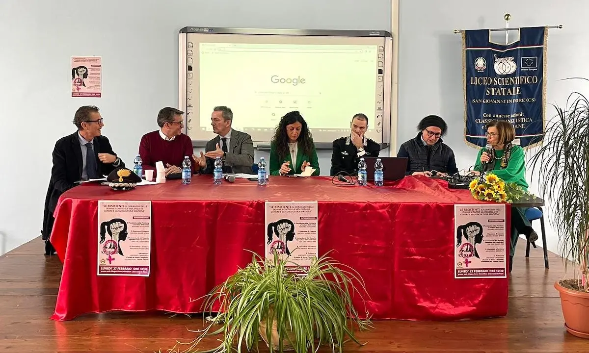 San Giovanni in Fiore, a scuola l'iniziativa della Provincia contro la violenza sulle donne