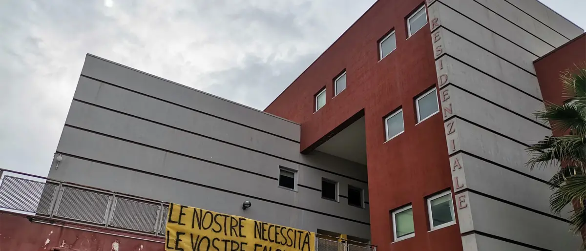 Unical, i collettivi denunciano ritardi per gli studenti in stato di necessità